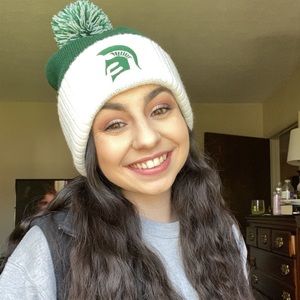 Meet your Posher, Addison